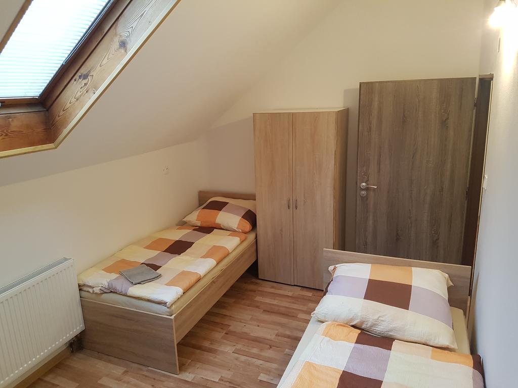 Ubytovani Zizkova Pacov Hotel Eksteriør billede